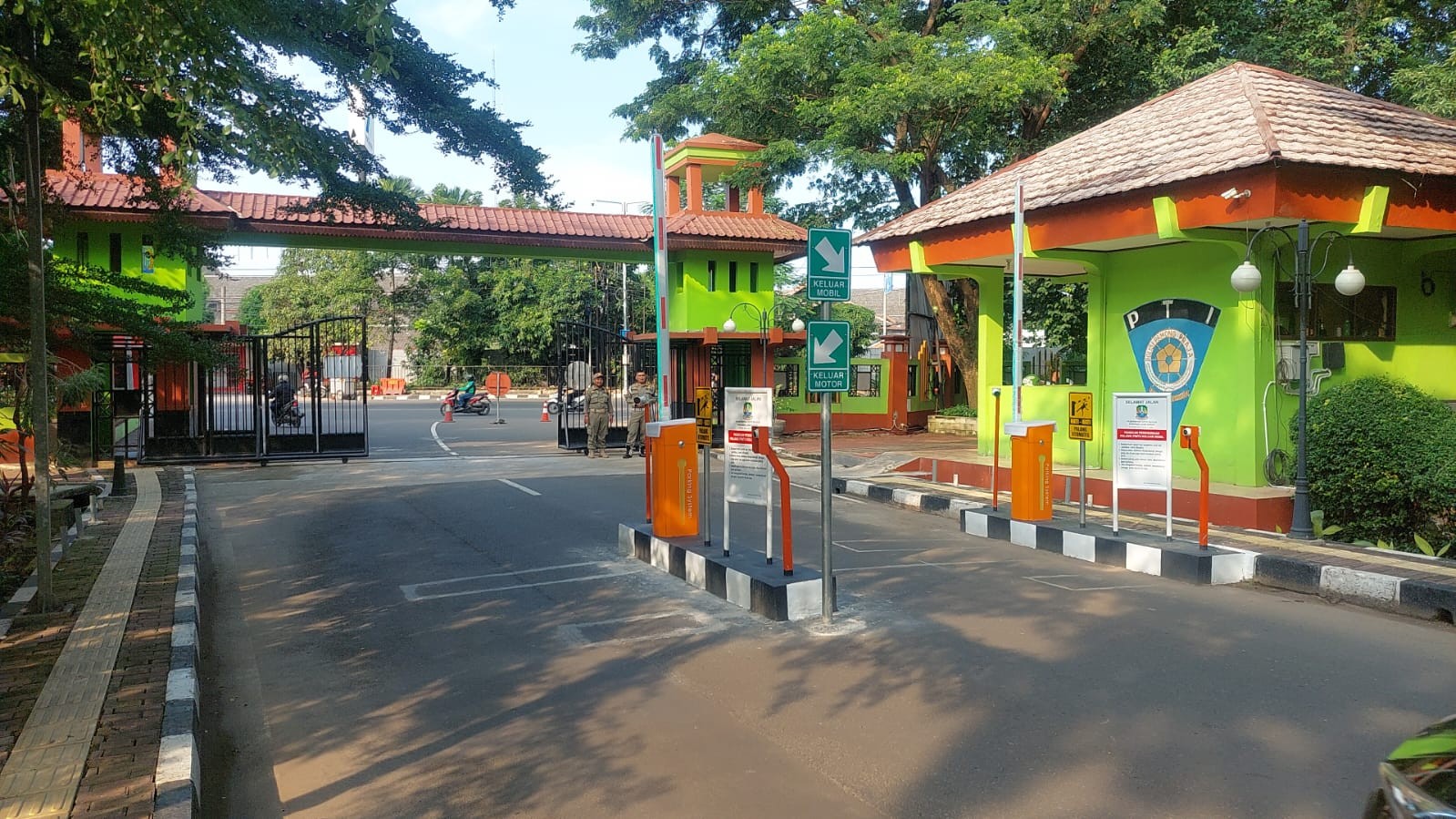 Parkir Otomatis di Kantor Pemkot Mulai Dioperasikan, Harus Punya Kartu Akses