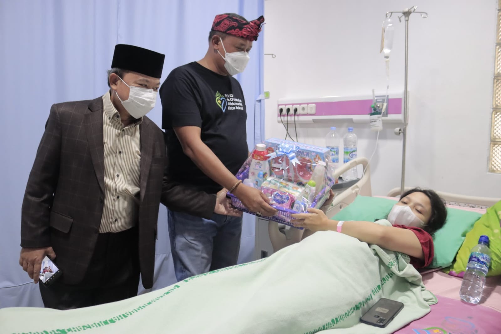 HUT ke-84, Pelayan RSUD CAM Kepada Masyarakat Diacungi Jempol