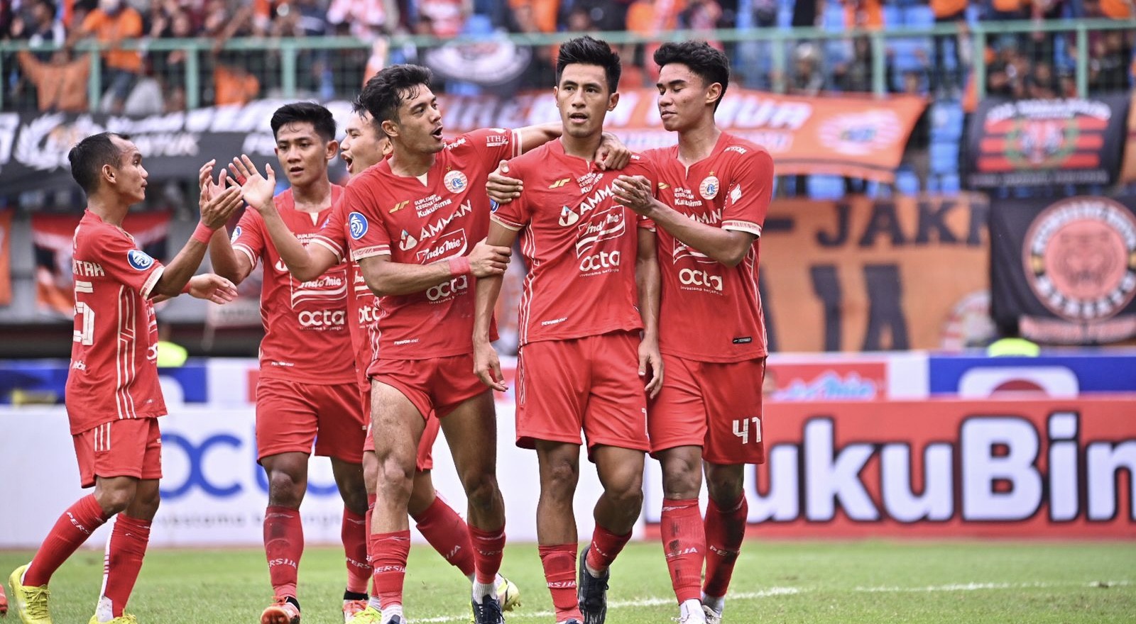 Taklukan Arema FC 2-0, Persija Bertengger di Puncak Klasemen