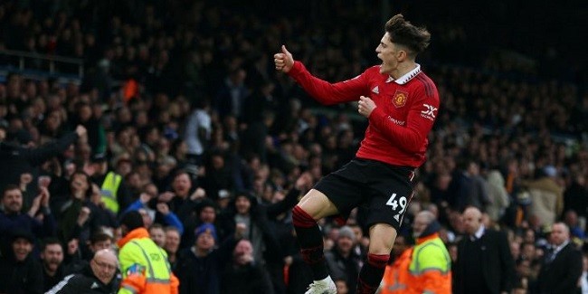 Manchester United Menang 2-0 di Kandang Leeds United