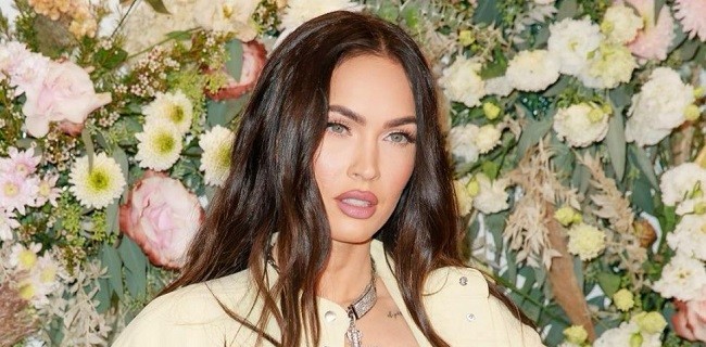 Megan Fox Beri Isyarat di Instagram Soal Hubungan dengan Kekasihnya