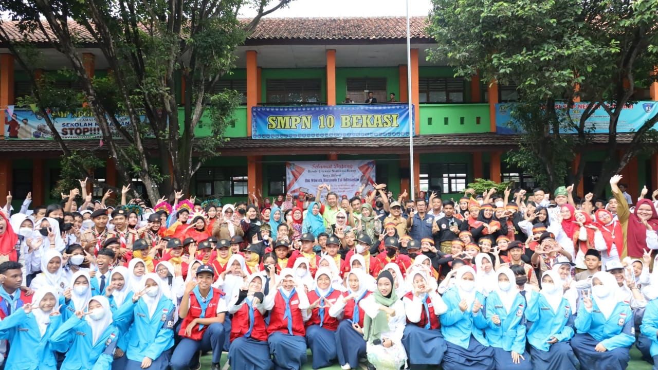 Bunda Literasi Kota Bekasi Ajak Siswa Gali Potensi dan Stop Bullying