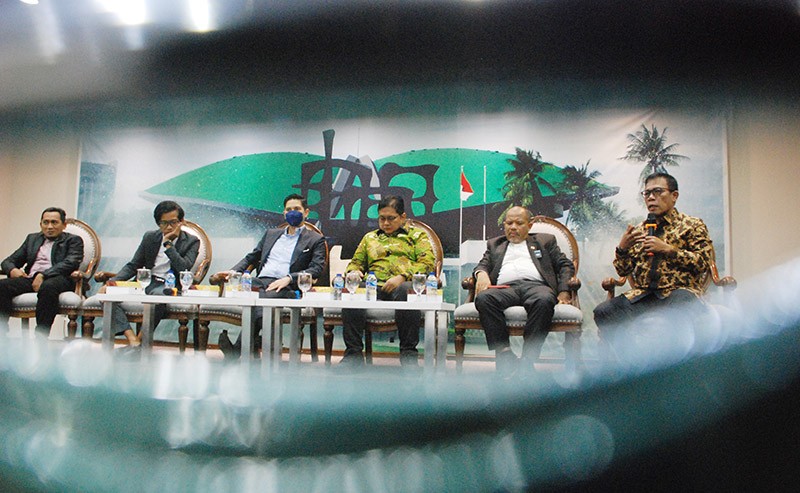 Dialektika Demokrasi DPR RI