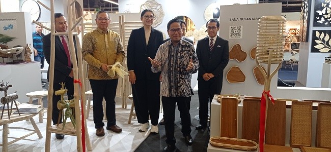 Perluas Pasar Ekspor Eropa, Kemenperin Boyong 11 IKM Kerajinan ke Jerman