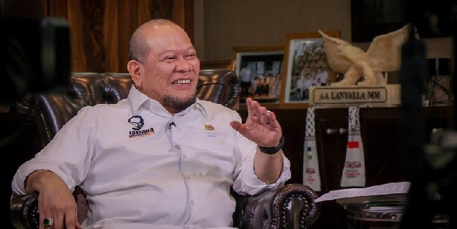 Dukung Bus Listrik di Surabaya, LaNyalla Ajak Masyarakat Manfaatkan Transportasi Publik 