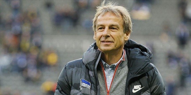 Jurgen Klinsmann Latih tim Sepak Bola Korea Selatan