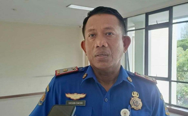Kadis Damkar Ajak Masyarakat Kerja Bakti Bersihkan Lumpur Fasilitas Umum