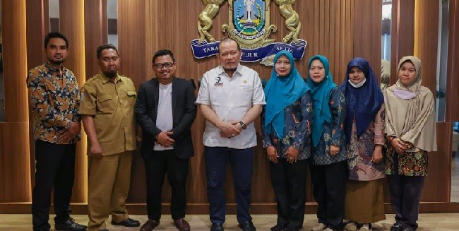 Temui Ketua DPD RI, Para Guru Honorer Adukan Nasib, Lulus Passing Grade Tidak Diusulkan Masuk Formasi PPPK