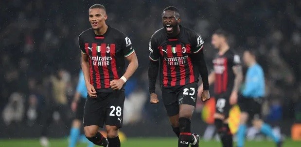AC Milan ke Babak Delapan Besar Usai Bermain Imbang 