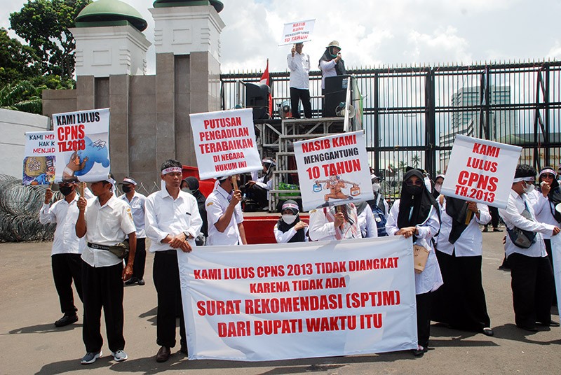 Guru Honorer Klaten Menuntut Hak dan Keadilan Sebagai PNS