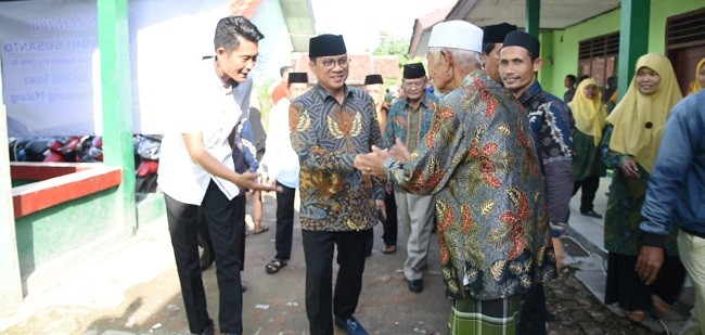 Peresmian Ruang Kelas MI Al-Khairiyyah, Yandri Susanto: Pendidikan Menentukan Maju Mundurnya Bangsa