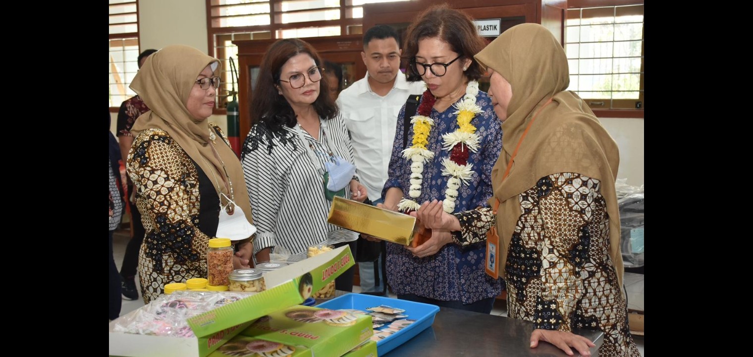 Direktur Astra Kunjungi Sekolah Binaan YPA-MDR di Pandak Bantul