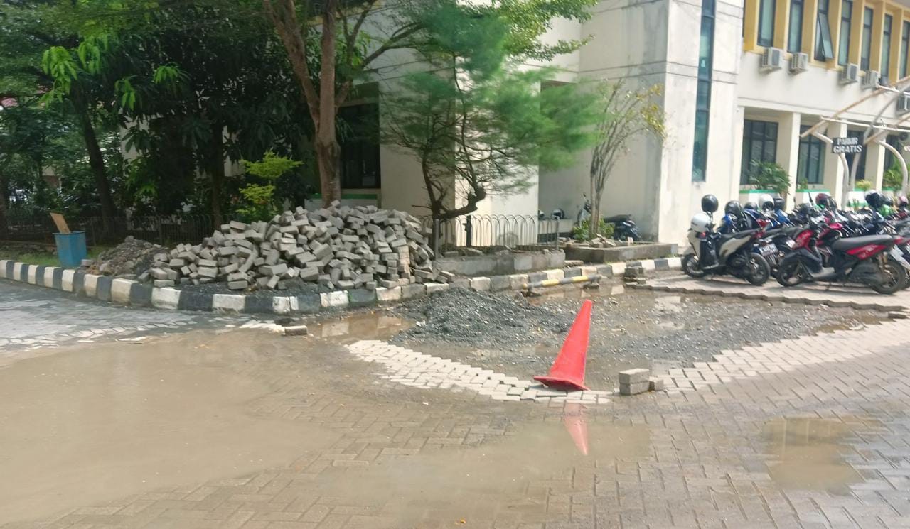 Pengerjaan Proyek Bagian Umum Setda Bekasi Diduga Langgar UU 