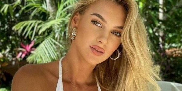 Berpose dengan Bikini, Veronika Rajek Tanggapi Para Pembencinya  