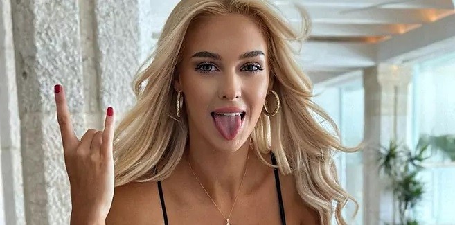 Postingan Model Slovakia Ini Bikin Pengguna Instagram Rusuh    