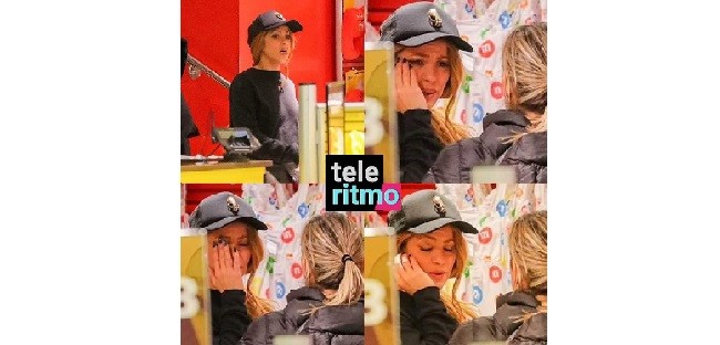 Mengapa Shakira menangis di New York? 