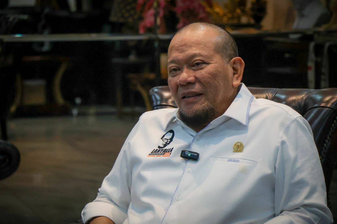 Ketua DPD RI Minta Pemerintah Tertibkan Usaha Ilegal Turis Mancanegara di Bali  