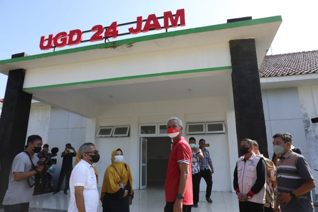 Ganjar Bangun Puluhan Puskemas di Pelosok Jateng Untuk Layani Kesehatan Dasar