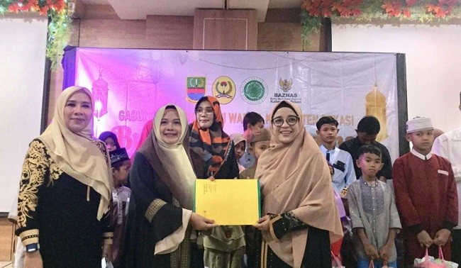 GOW Bekasi Santuni Puluhan Anak Yatim Piatu dan Fakir Miskin
