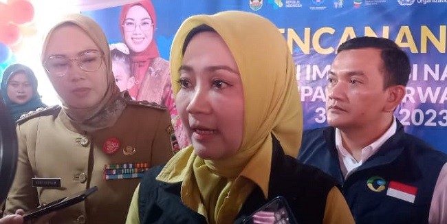 Dua Srikandi Jabar Sukseskan Pekan Imunisasi Nasional Polio