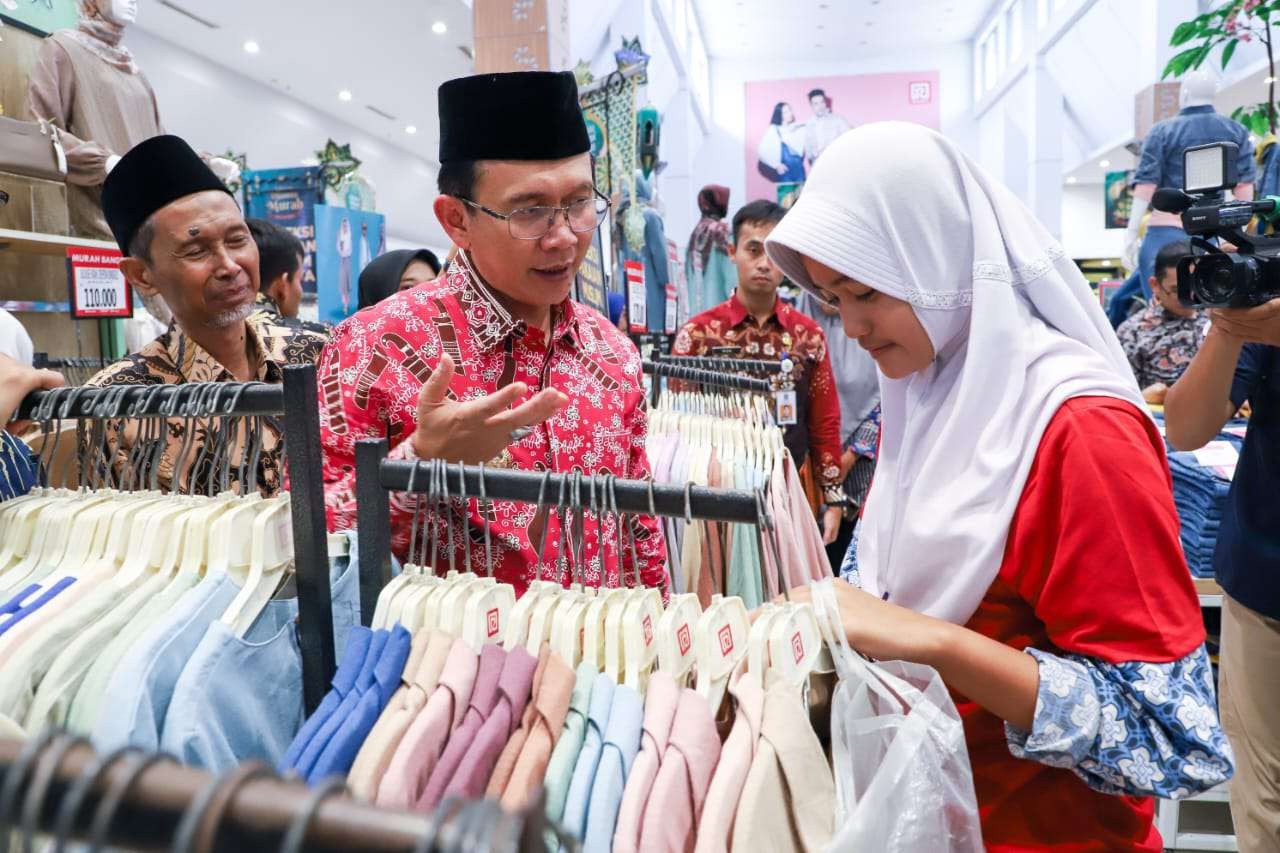 Pertama di Indonesia, Baznas Bekasi Lepas Ratusan Anak Yatim di Mal