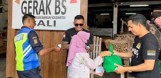 Ketua MPR RI Bersama GERAK BS Bali Berikan Santunan dan Paket Sembako di Denpasar Selatan