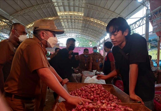 Stabilkan Harga Sembako, Ini yang Dilakukan Pemkab Bekasi