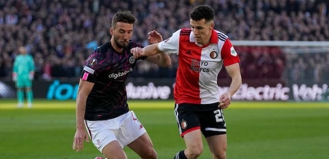 Main di Depan Pendukung, Feyenoord Sukses Kalahkan AS Roma