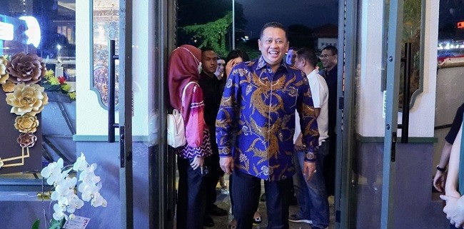 Bamsoet Resmikan Pembukaan Jurnal Risa Coffe Atrium Jakarta