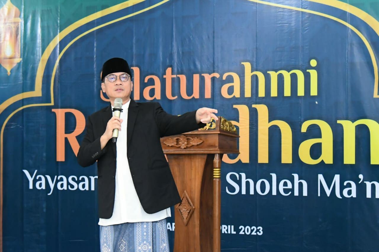 Yandri Susanto: Berbagi Kepada Sesama Agar Semua Bahagia di Saat Lebaran    
