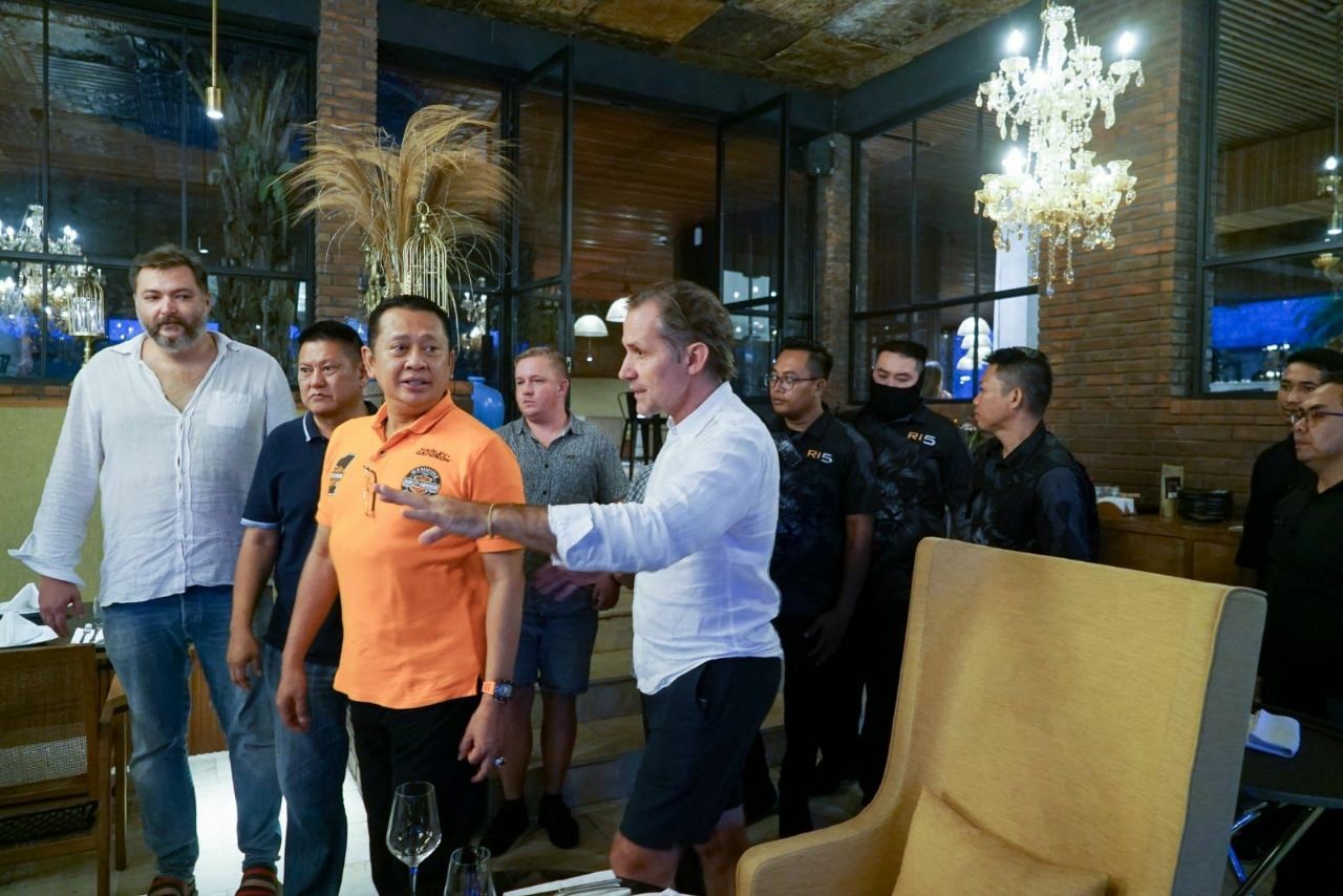 Kunjungi Kampung Rusia, Ketua MPR RI Dorong Bali Jadi Tujuan Wisata Turis Digital Nomads