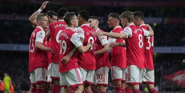Tundukan Chelsea 3-1, Arsenal Kembali Puncaki Klasemen Sementara