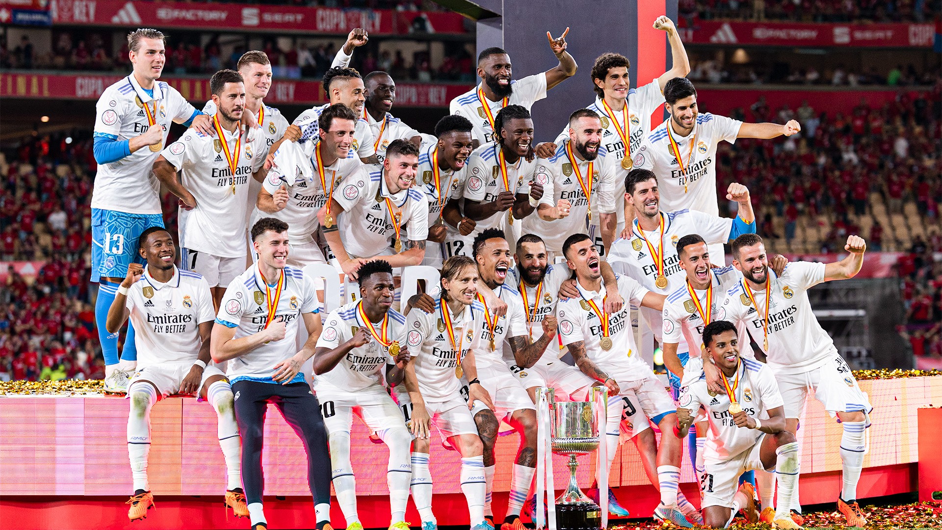 Juarai Copa del Rey, Hala Madrid Menggema