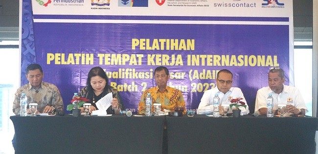 Kemenperin Cetak Pelatih Tempat Kerja Kompeten Tingkat Internasional