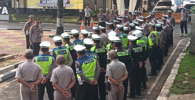 Polres Purwakarta Berlakukan Kembali Tilang Manual