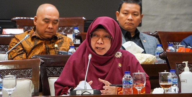 Aleg PKS Minta OJK Implementasikan Komite Pengembangan Keuangan Syariah