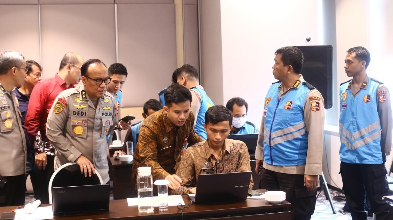 Manfaatkan Teknologi, Polri Bentuk Posko Monitoring guna Pantau Penerimaan Anggota