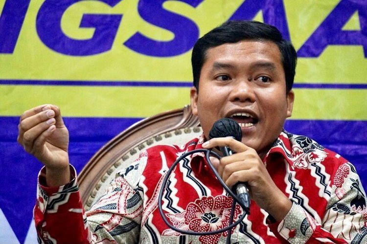 Demi Kepentingan Bangsa, Jokowi Jangan Cawe Cawe!!