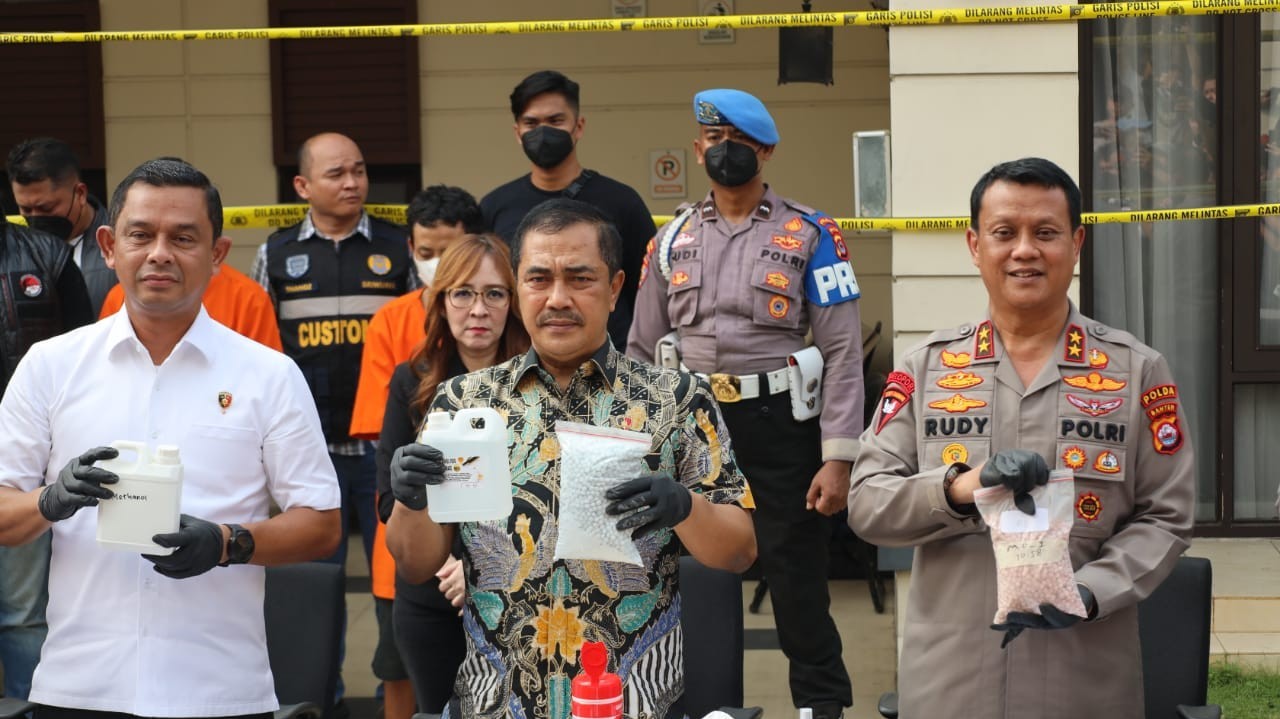 Pabrik Ekstasi di Rumah Mewah di Tangerang Digerebek, Ribuan Butir Narkoba Disita