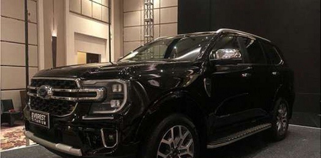 Ford Hadirkan Everest 2023 demi Bersaing dengan Pajero dan Fortuner