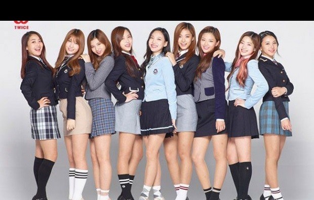 Girl Group TWICE Cetak Sejarah Berhasil Jual 1 Juta Album di AS