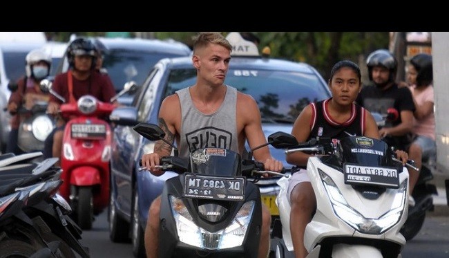 Bikin Gaduh, Imigrasi di Bali Deportasi WNA Kanada 