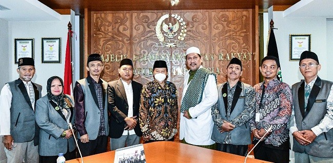 Sambut Kehadiran Ormas FORMULA, HNW: Pentingnya Kontribusi Cerdaskan Umat Di Tahun Politik