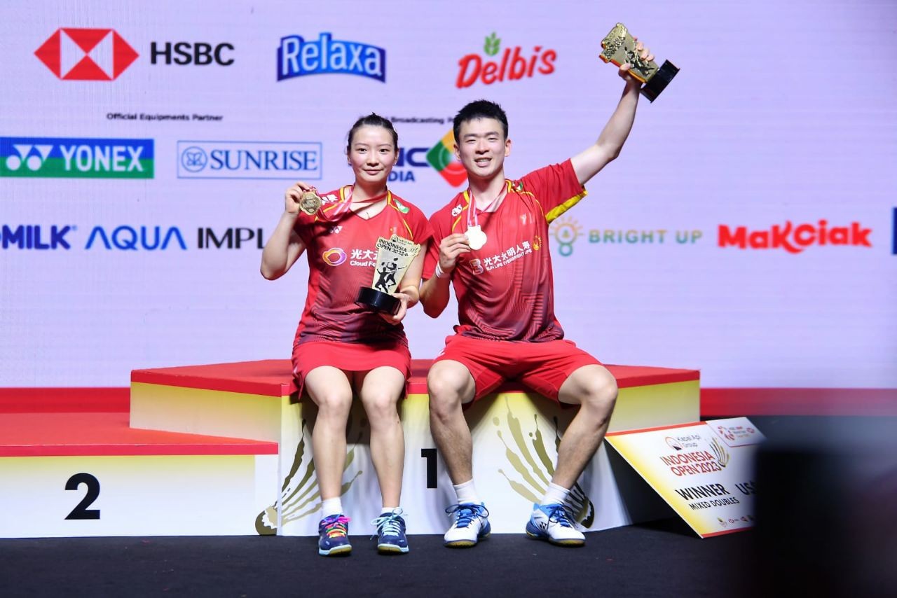 Zheng/Huang Juara Indonesia Open 2023 Sektor Ganda Campuran