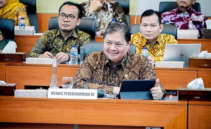 Survei Warna Institute: Airlangga Jadi Presiden Idola Kaum Perempuan 