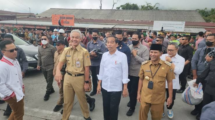 Pengamat Nilai Arah Dukungan Jokowi Clear ke Ganjar Pranowo