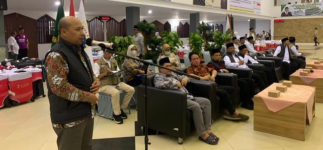 Kemenko PMK Sambut Kepulangan Kloter Pertama Jamaah Haji Indonesia