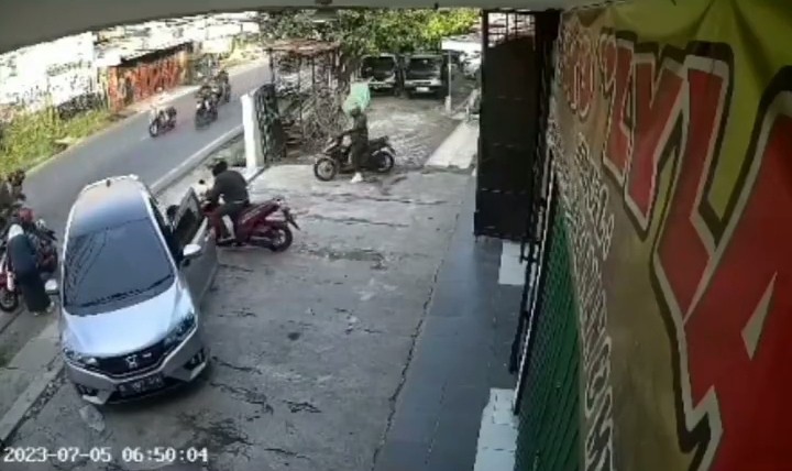 Pencurian Bermodus Kempis Ban di Pamulang, Polisi Buru Pelakunya