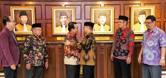 Datangi MA, Yandri Susanto Minta Batalkan Nikah Beda Agama