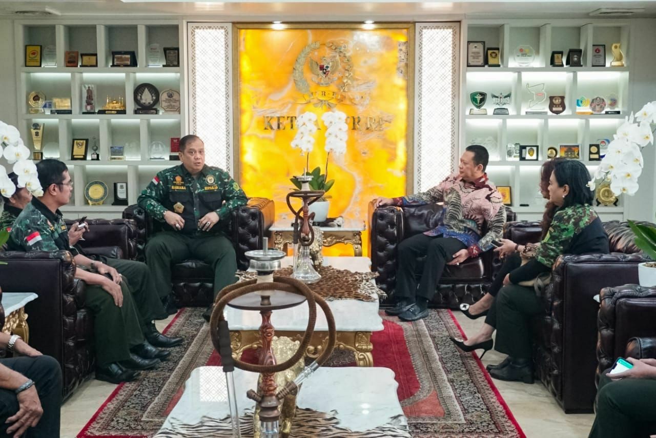 Terima Himpunan Putra Putri Keluarga Angkatan Darat, Ketua MPR RI Ajak Sukseskan Pemilu dan Pilkada Serentak 2024
